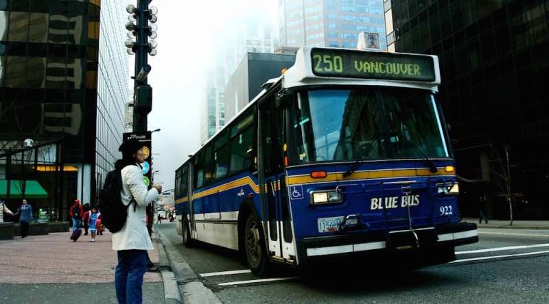 温哥华蓝色巴士
