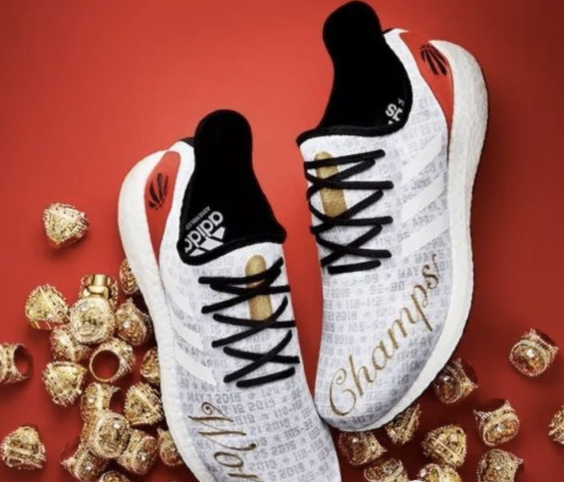 adidas推出多伦多猛龙队的限量版运动鞋