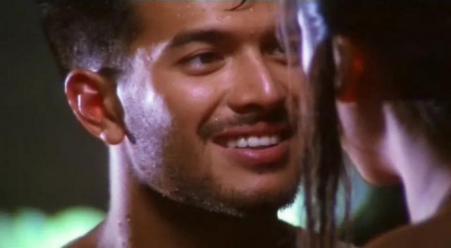 不过&hellip;&hellip;稍稍安慰的是,郭耀华长得还不错.