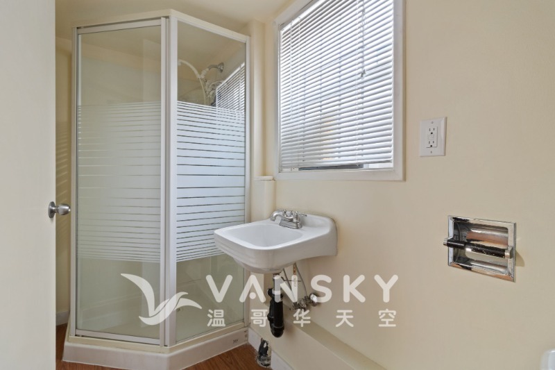 230104144714_20-web-or-mls-20.jpg