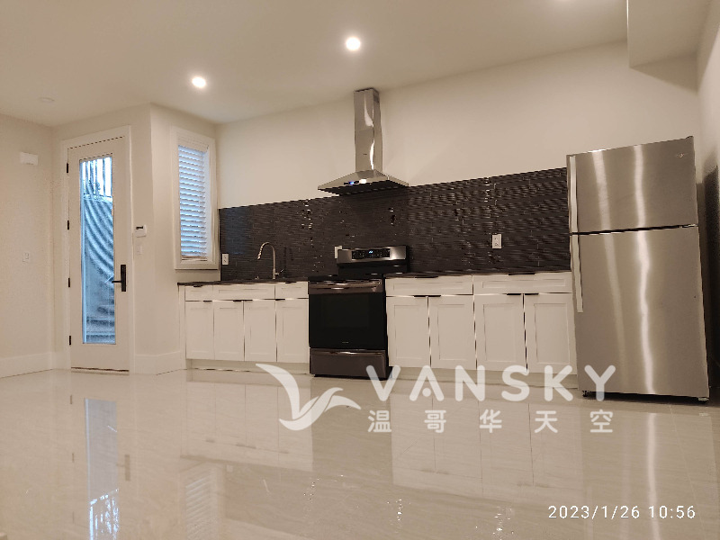 230126112225_kitchen.jpg