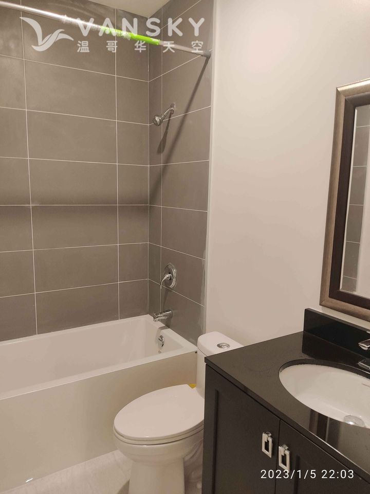 230126112347_bathroom.jpg