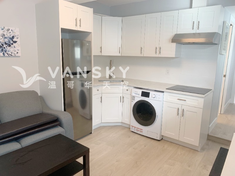 230218115713_Rent-Kitchen.jpg