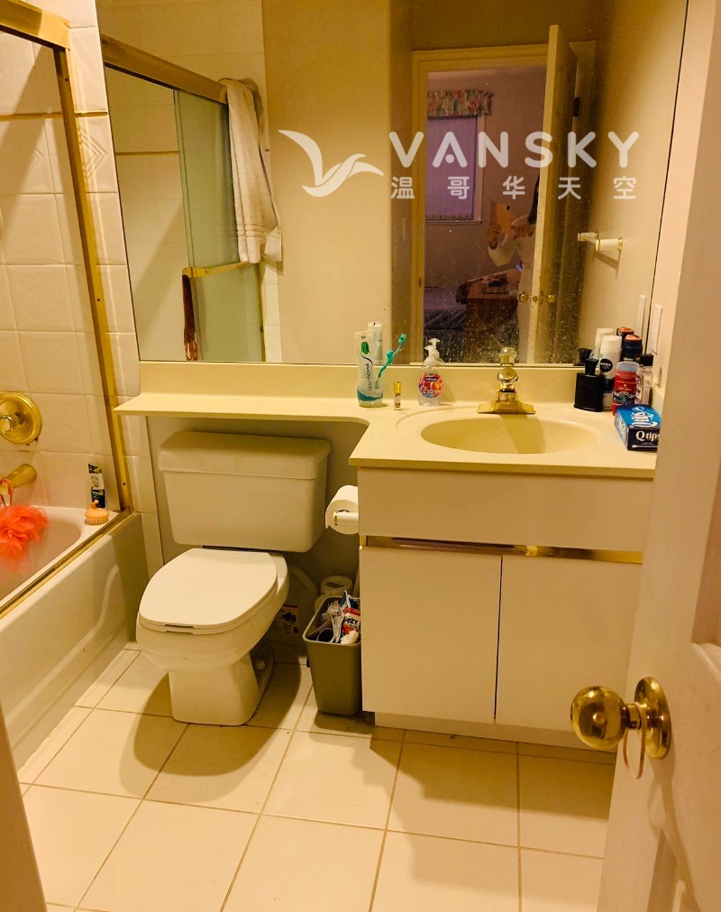 230218223832_Washroom.jpg