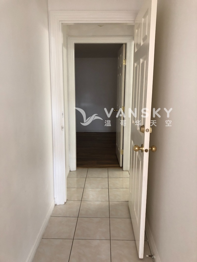 230228160328_Hallway.JPEG