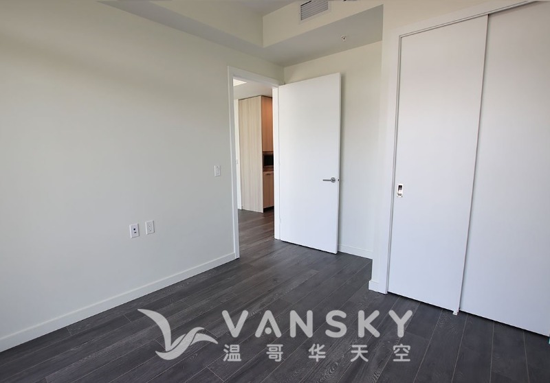230307213931_etoile-803-5311-goring-street-burnaby-8.jpg