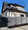Dunbar学区房Crown夹19街3568号，新建后巷屋一室一厅一卫出租