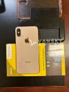 iPhone XS近新 送2个壳和全新贴膜