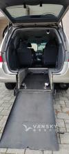 2007 Honda 可轮椅上下改装车