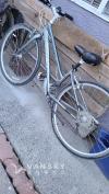 闲置男女自行车便宜出让女$100.男宽太$130