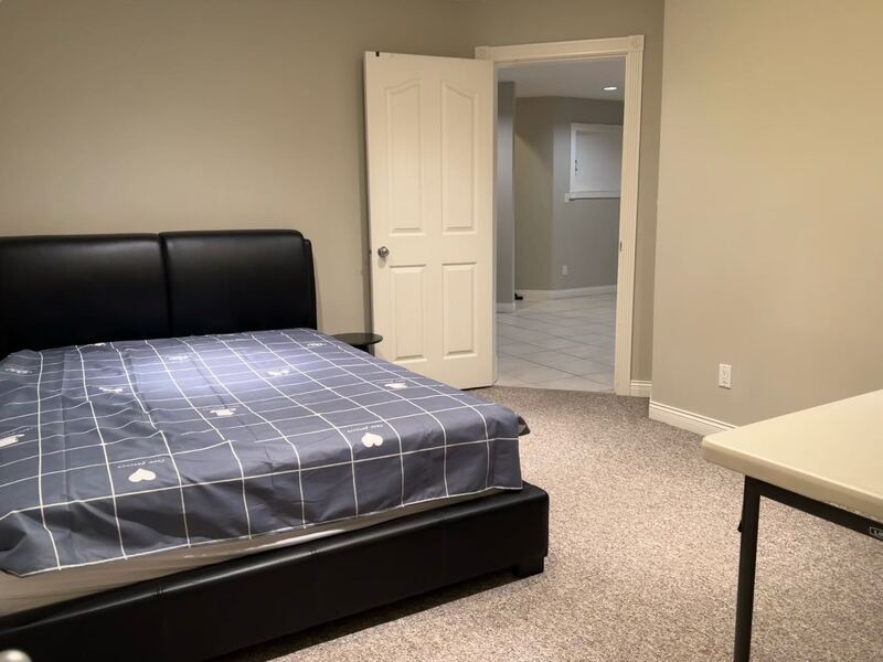 南本拿1600尺比三房两卫出租