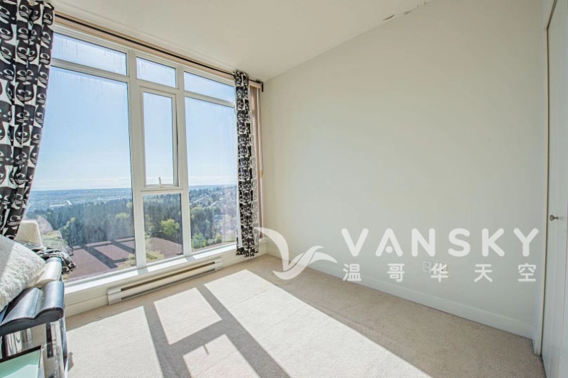 Burnaby 两房公寓出租