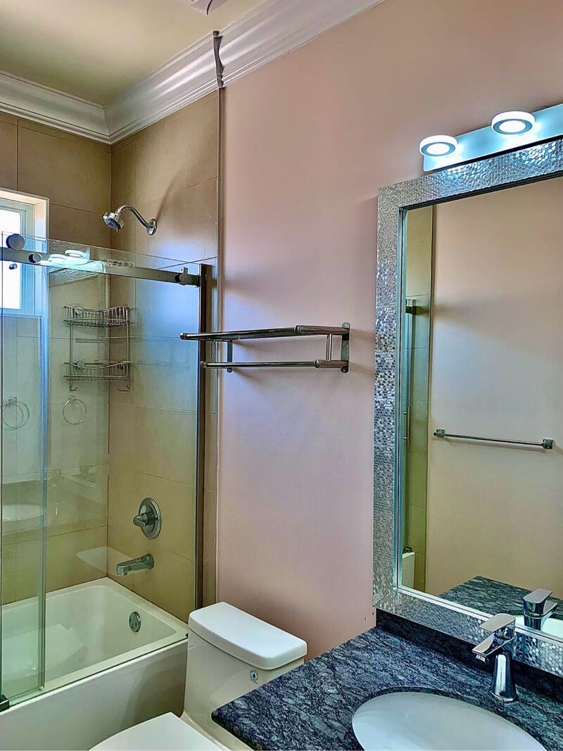 近天车站五年新独立屋楼上套房出租