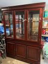 闲置实木带灯酒柜$180