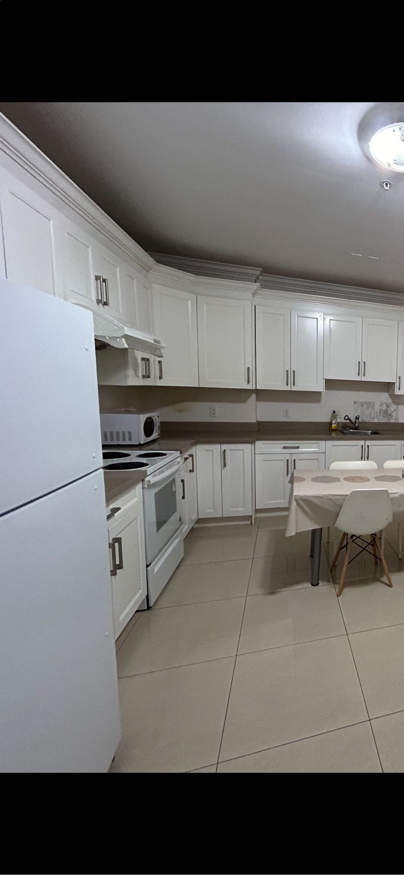 温西近丘吉尔中学二房出租