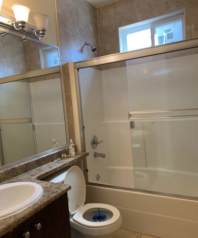 本拿比Brentwood高性价比单间出租