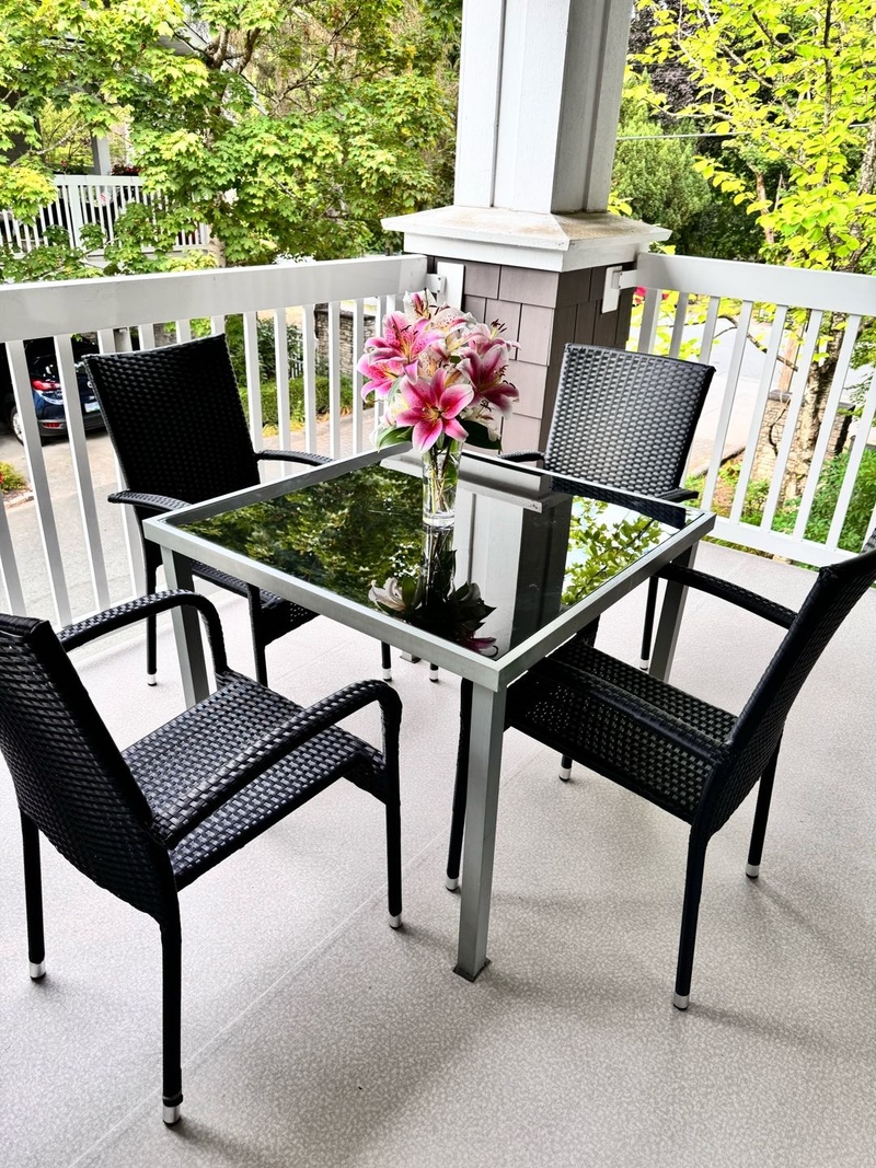 九成新阳台桌椅