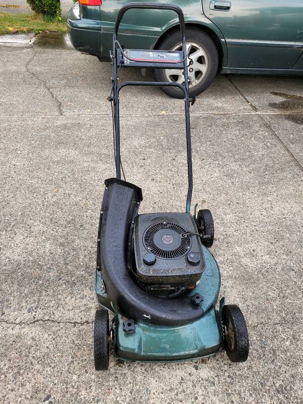 汽油剪草机30加元