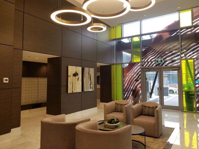 Metrotown2房2卫高层公寓