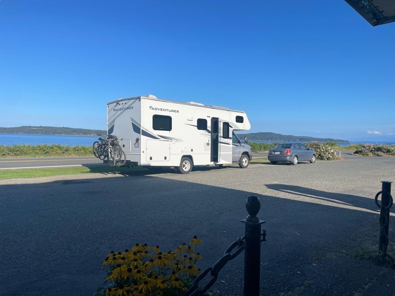 找修车师傅上门修理点烟器