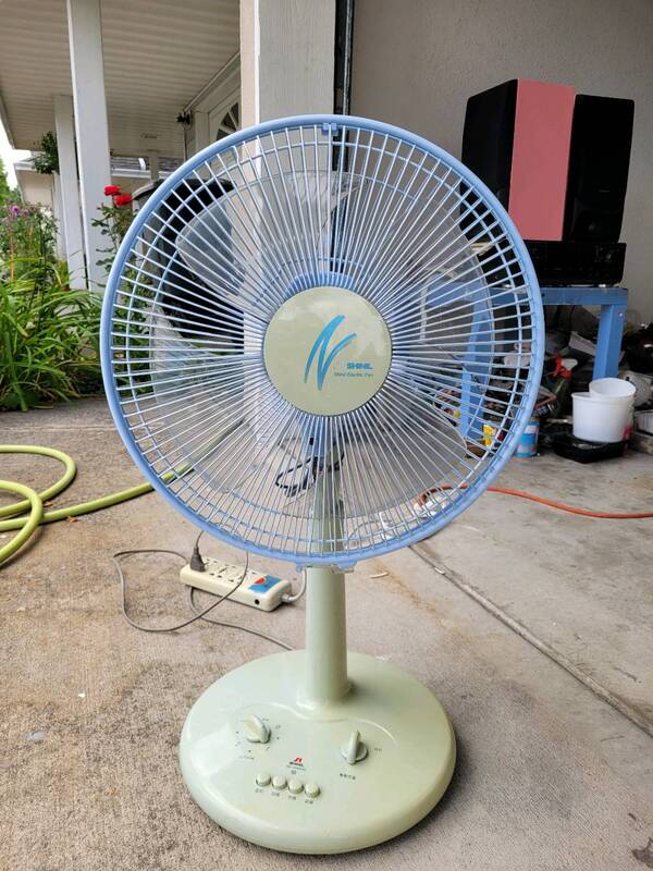 抬电风扇$12