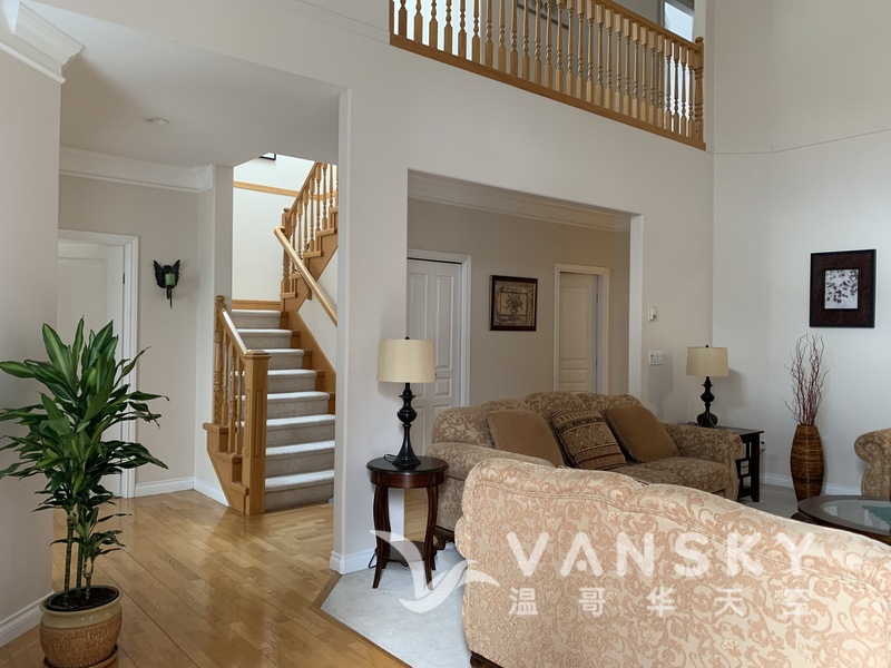 列治文独立屋套房出租