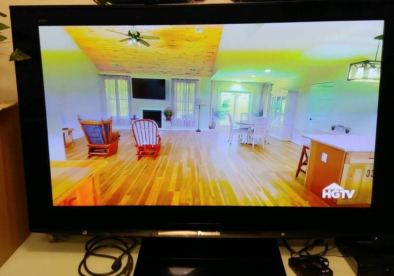 TV 46" Panasonic $55