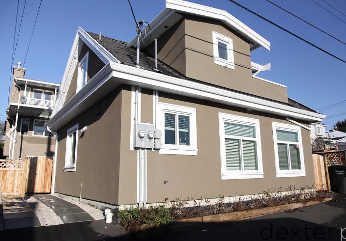 温哥华近langara 3房2卫后巷屋出租