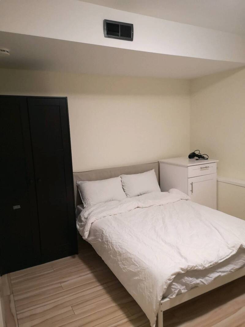 北本拿比独立屋楼下新装修，近SFU Lougheed mall