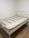 床架和床垫出售 