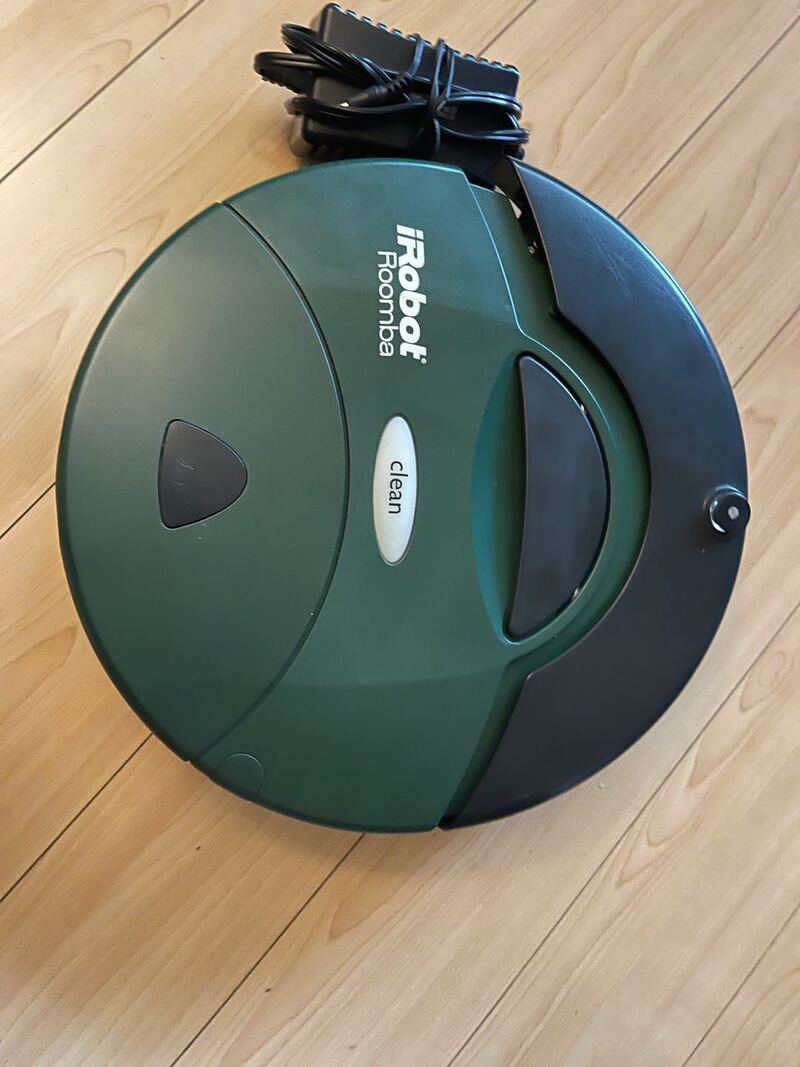 轉讓電池手電鑽和自動吸塵機各一台