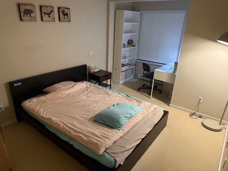 SFU山上优质公寓主卧出租