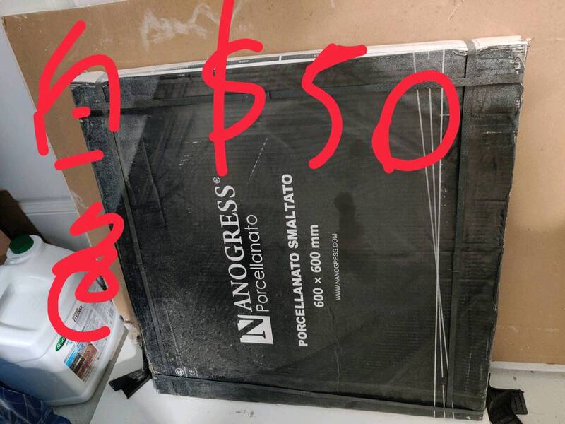 搬家大卖.抽油煙機保湿机.暖氣机.保温箱.