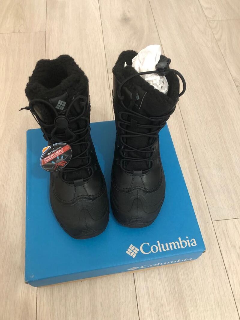 全新名牌儿童雪地靴