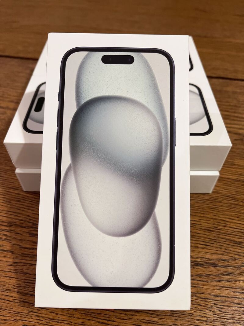 iPhone 15 全新未拆封