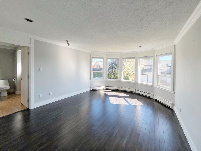 出租四室三卫前巷房子