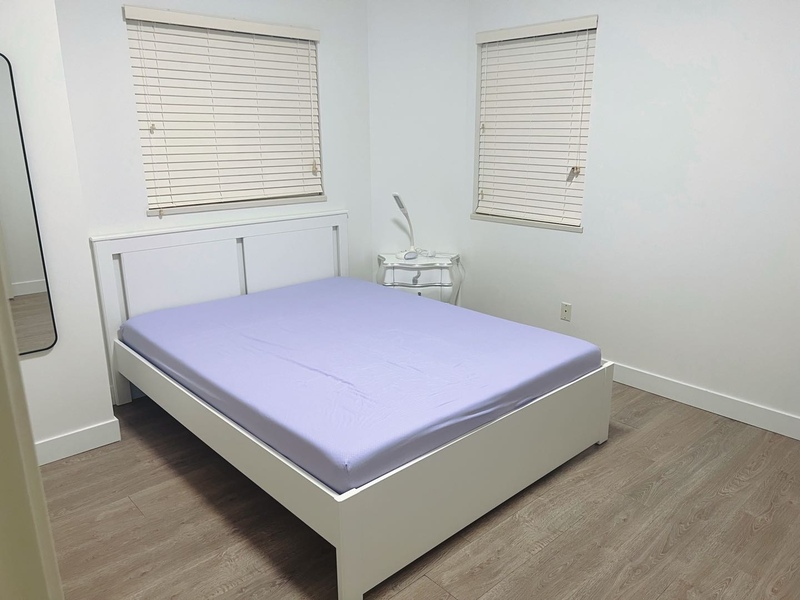 列治文独立出入一室一厅一厨一卫