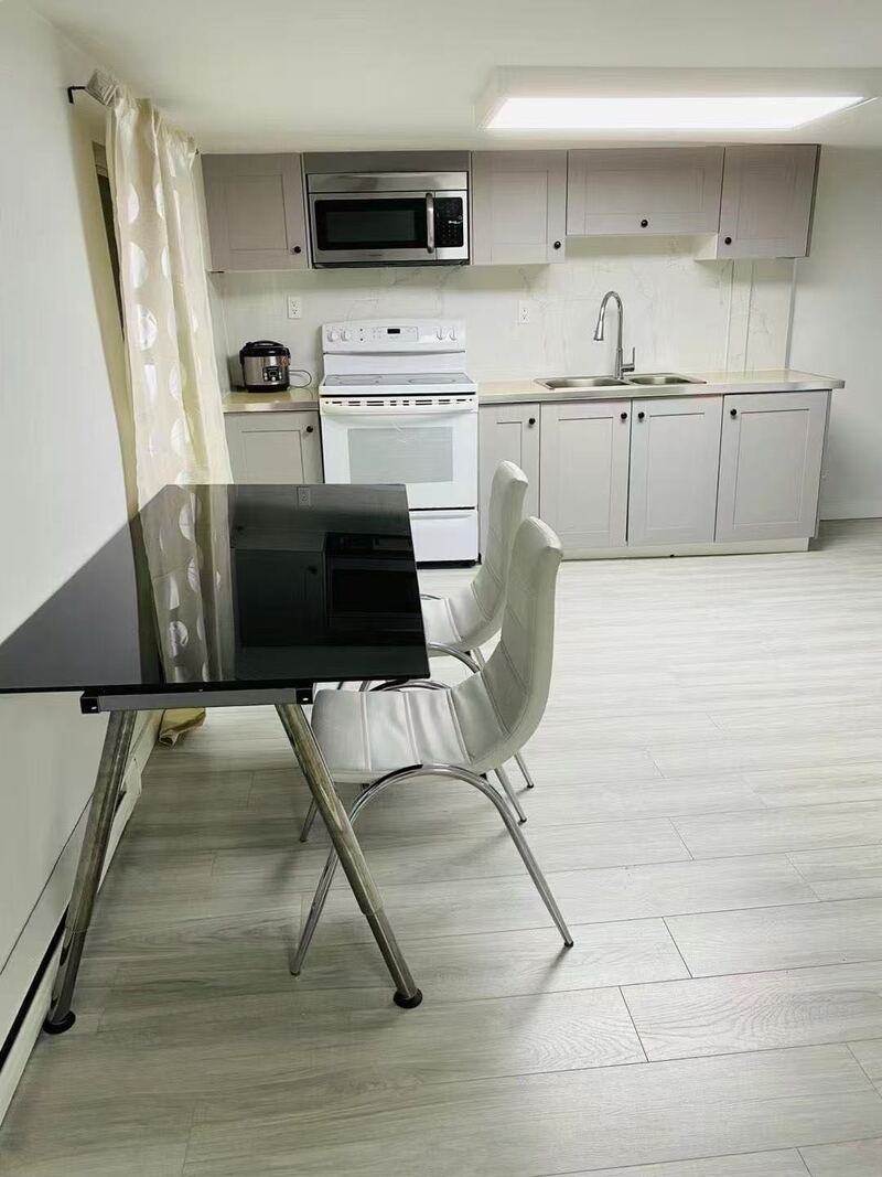 温东两室一卫独立出入靠近一街大统华