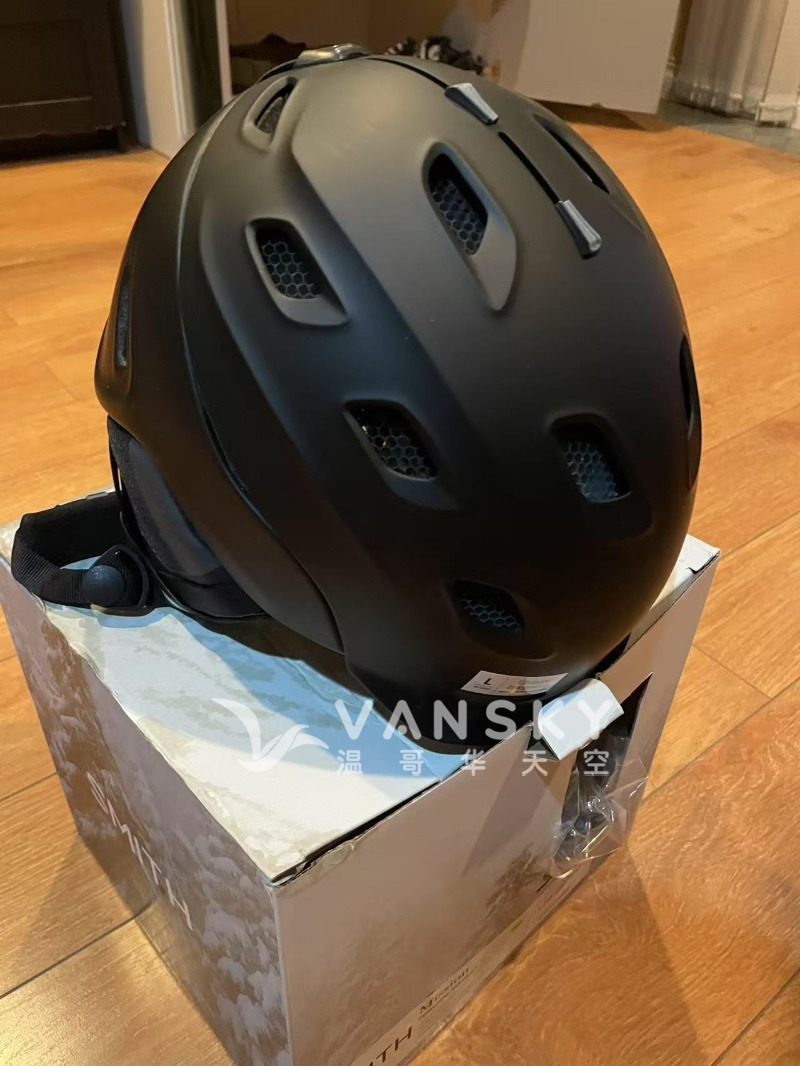 250119010450_helmet.jpg