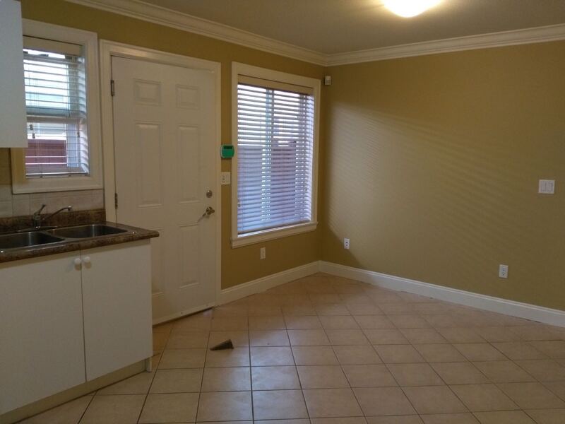 平地两房一厅出租