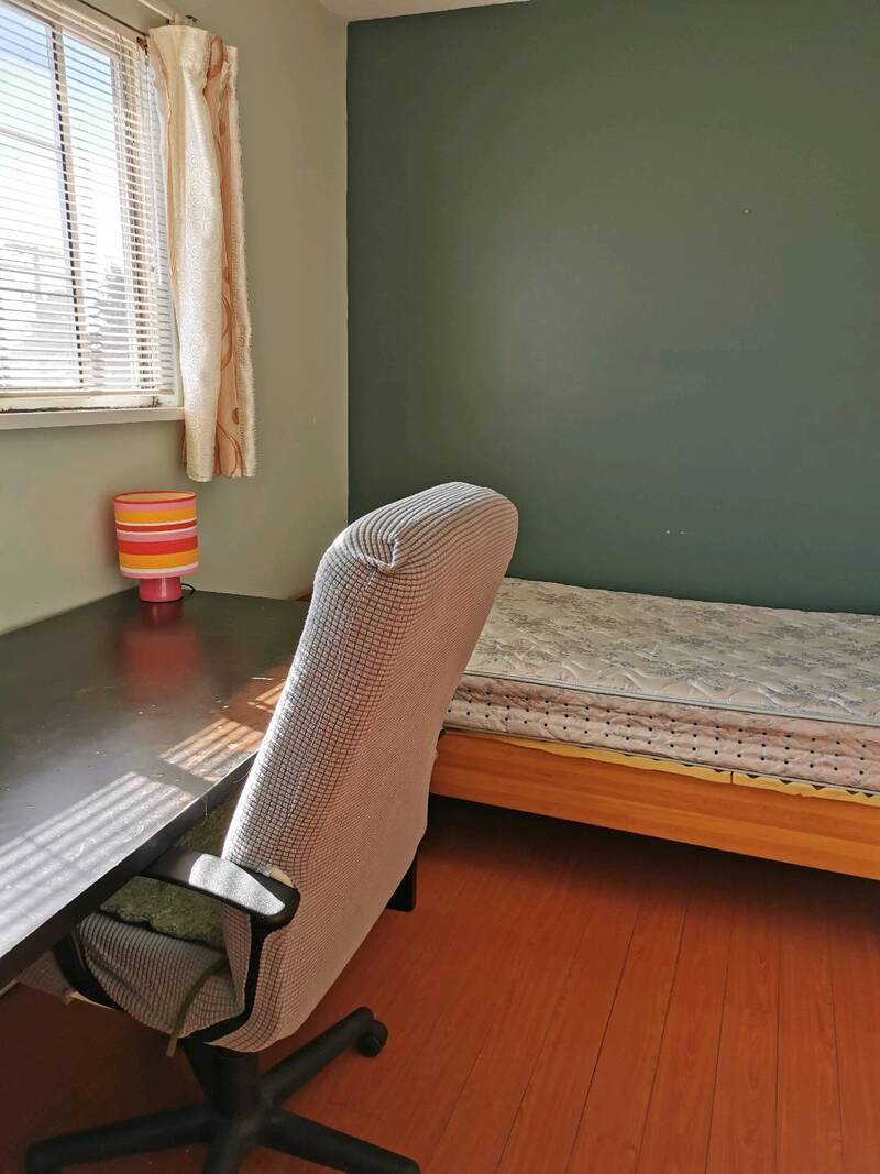 温西近刊比42街楼上朝阳的单房出租