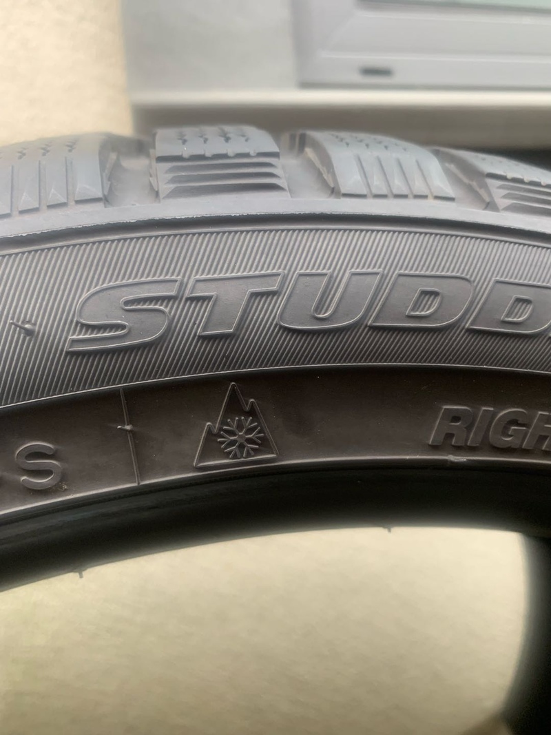 二手295/35R21防滑雪胎