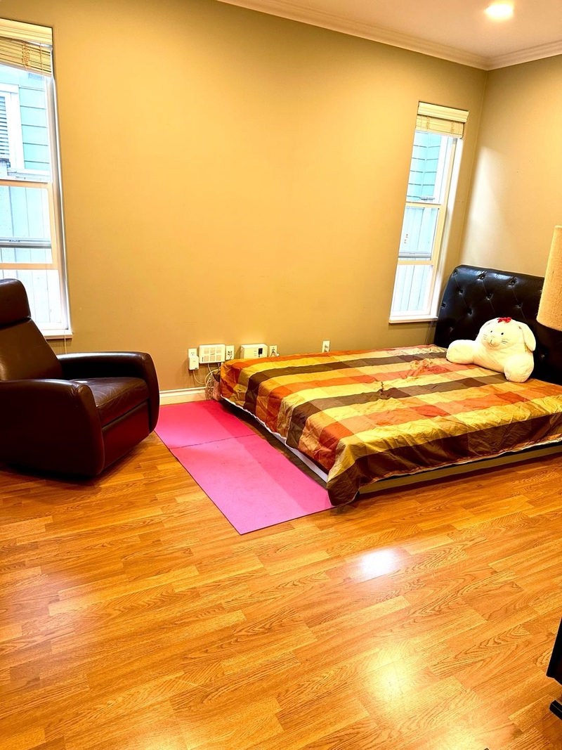 出租独立屋一房一厅一卫单独出入