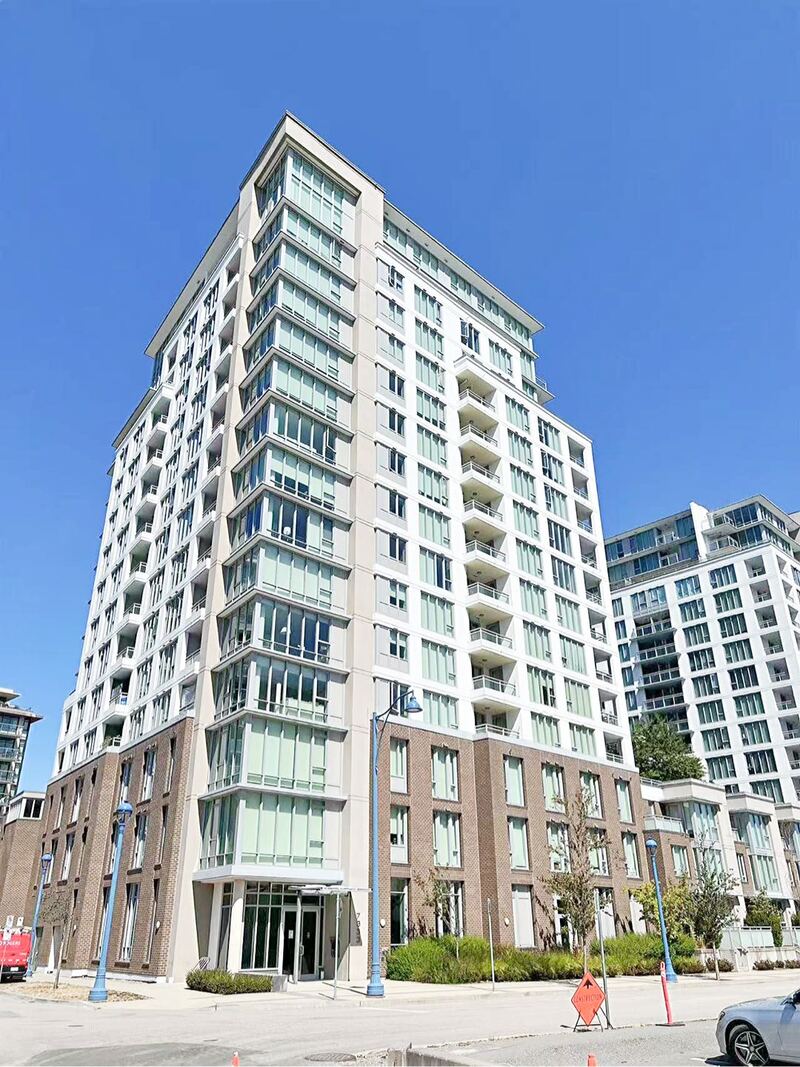 列治文市中心Richmond Centre高层2房2卫出租