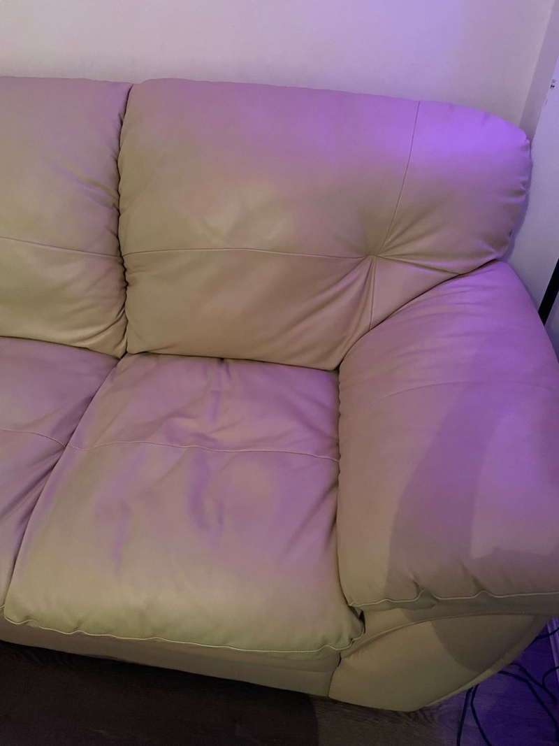 免费高档真皮三人长沙发