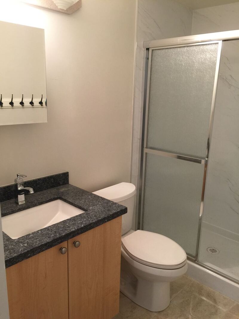 近Langara college三房三厕出租