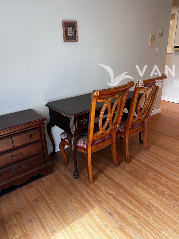 温西地下室一室一厅一卫出租