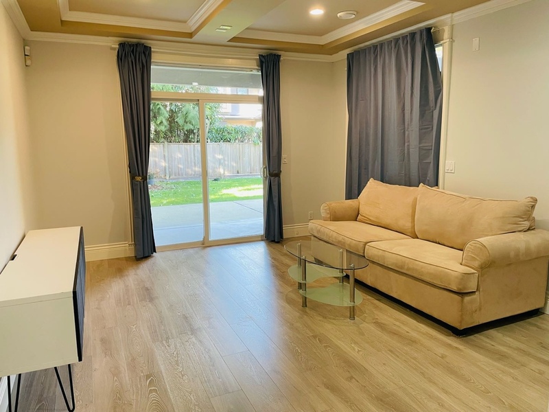 【独立出入】列治文3号路与Francis交界处超800平方英尺一房一厅出租