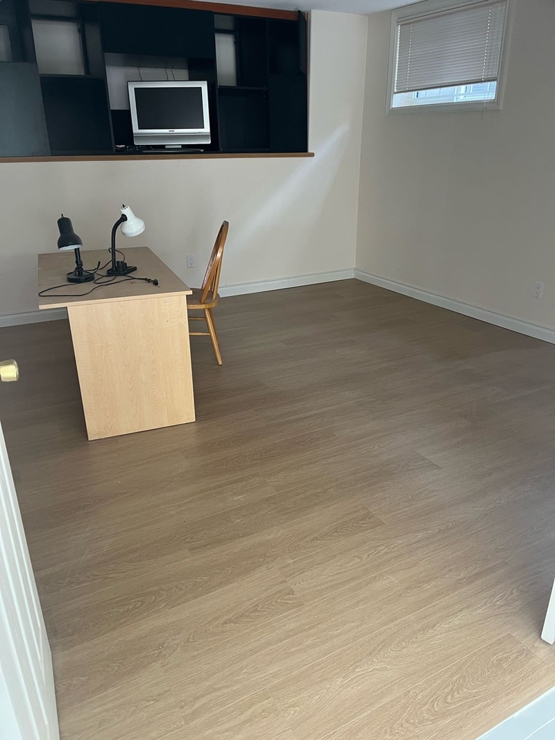 温西明亮半地下出租