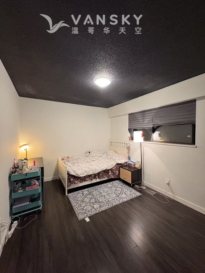 自家房子列治文House单间出租